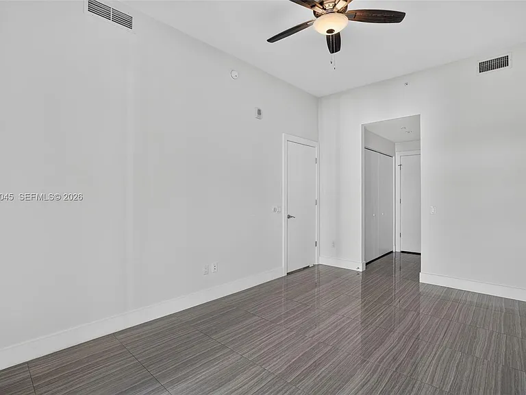 2960 NE 207th St #505 — Photo 17