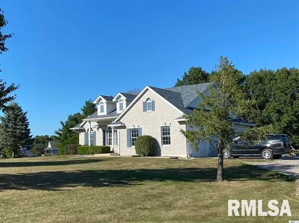 923-1005 North Ave, Mount Sterling, IL 62353