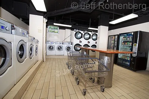 Sold by Level Group | media 12