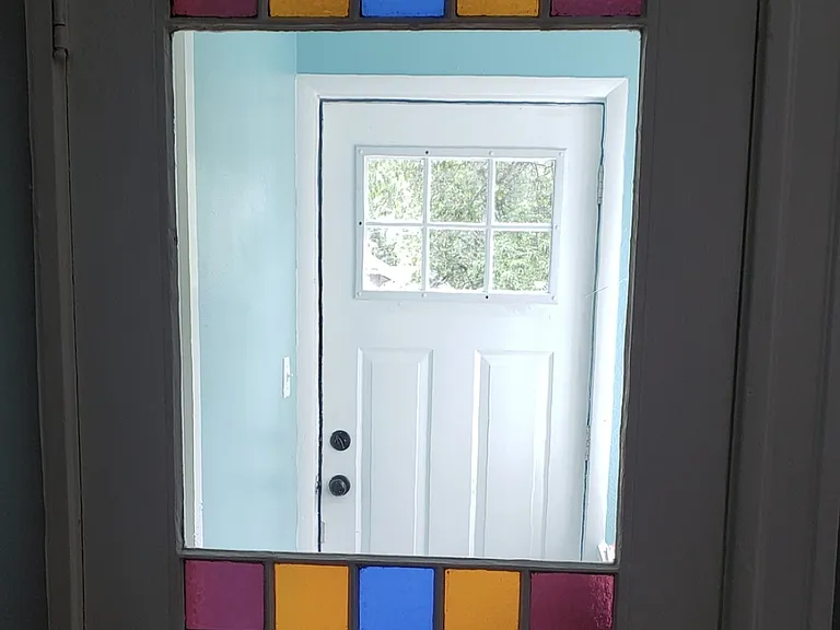 710 E High St — Photo 3