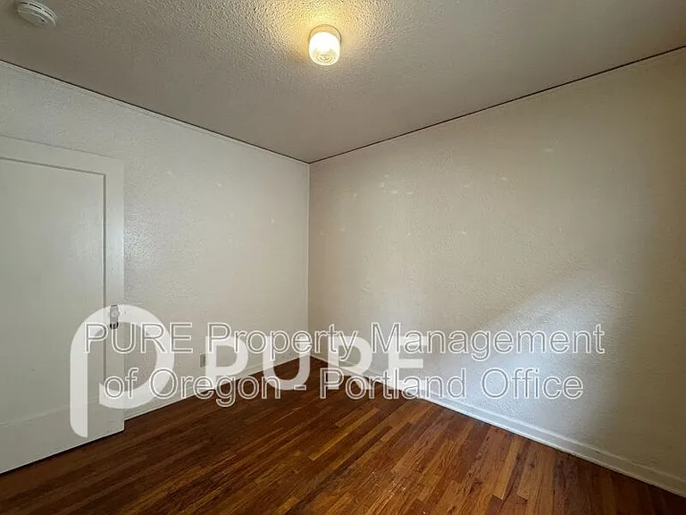 715 NE 20th Ave #1 — Photo 5