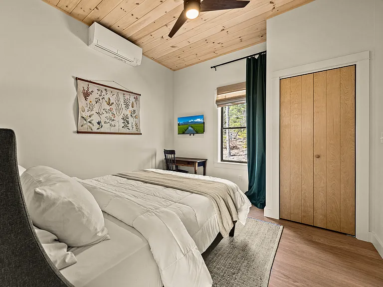 Owls Nest Ln — Photo 8