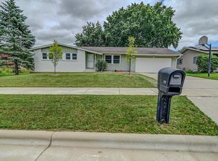 217 Queens St, Sun Prairie, WI 53590