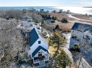8 Pine St, Mattapoisett, MA 02739