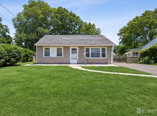 23 Miko Rd, Edison, NJ 08817