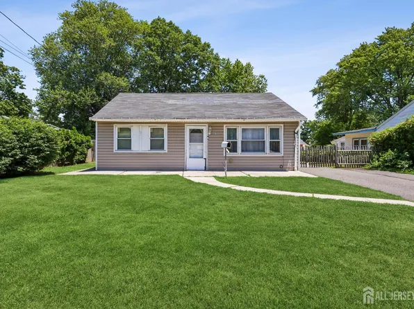 23 Miko Rd, Edison, NJ 08817