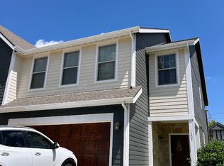 1302 Valley Ln, Lawrence, KS 66044