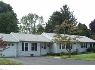 2 W View Cir, Old Saybrook, CT 06475