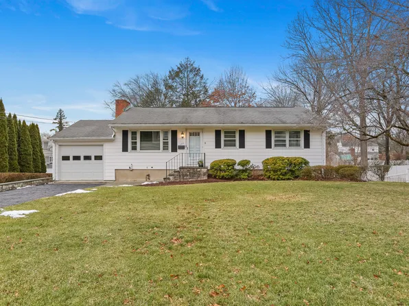 158 Taunton Road, Fairfield, CT 06824