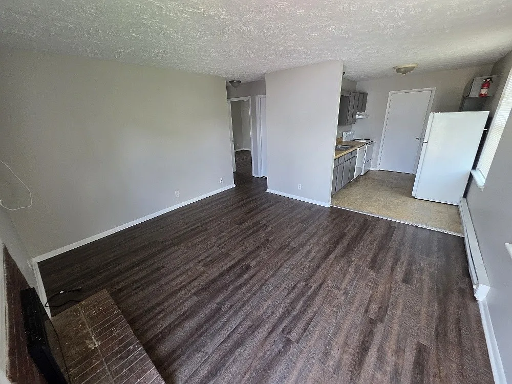 2 bed, 1.0 bath, 756 sqft, $995 — Photo 3