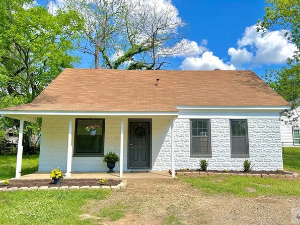 1917 S Spruce St, Texarkana, TX 75501