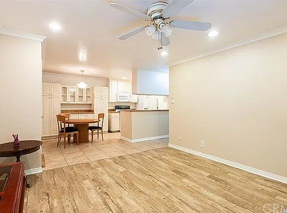 3rd image of 365 Burchett St Unit 107