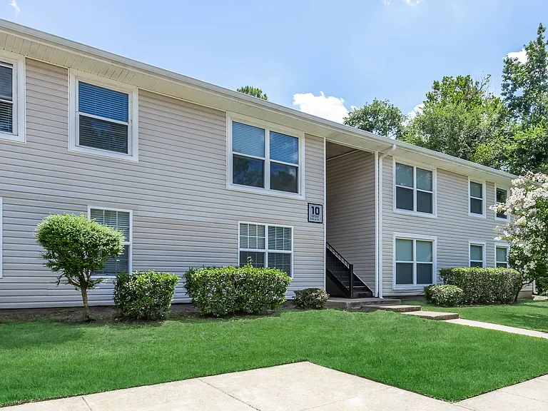 Valley Bend Apartments — Photo 28
