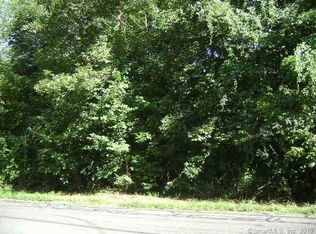 421 Bush Hill Rd, Manchester, CT 06040