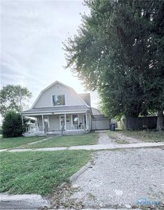 214 Franklin Ave, Swanton, OH, 43558