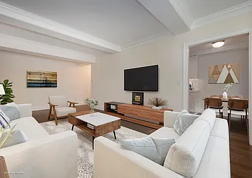 Rented by R New York