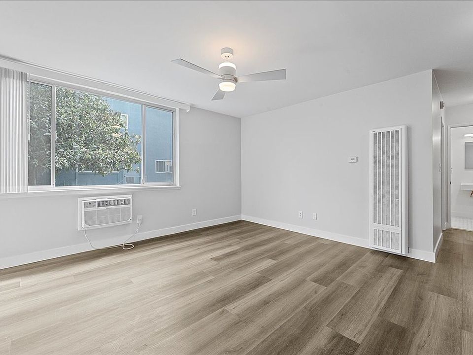 1st image of 2736 Pomeroy Ave #113