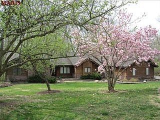 1st image of 12885 Hickory Woods Dr