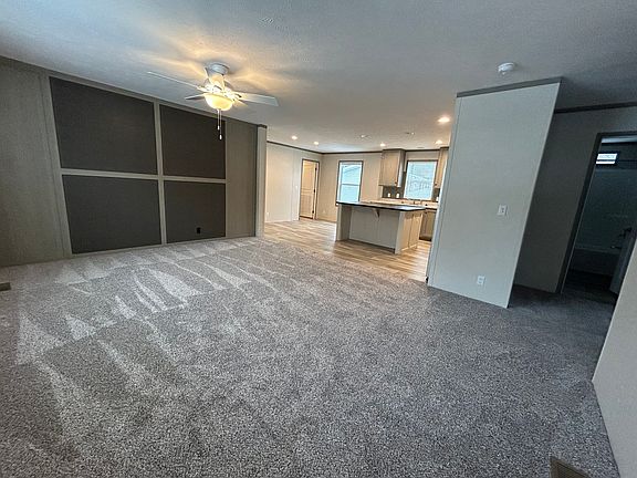 2nd image of 437 Darelnor St #158