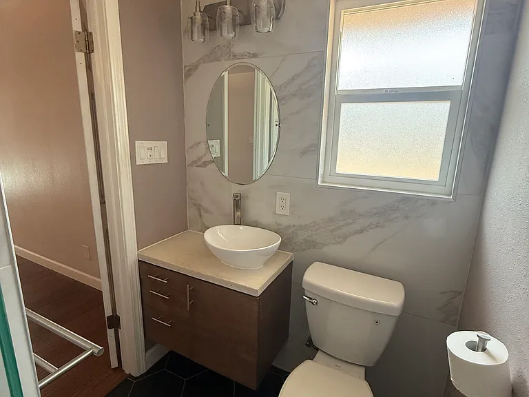 5305 Cloverdale Ln — Photo 44