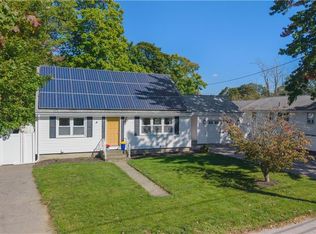 20 Kinnicutt Ave, Warren, RI 02885