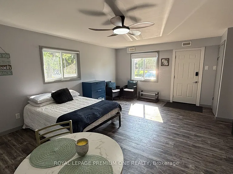 512 Mosley St #WHOLE HOUSE — Photo 42