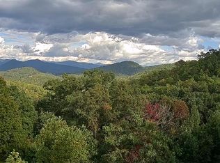 15 Saldeer Mountain Rd, Franklin, NC 28734