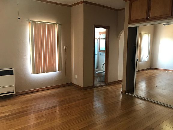 2nd image of 1152 N Kingsley Dr APT 206