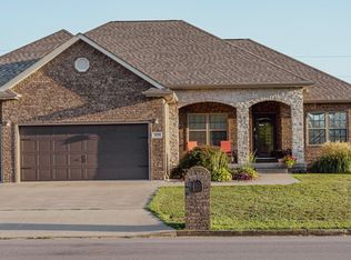 2237 N Greystone Sq, Webb City, MO 64870