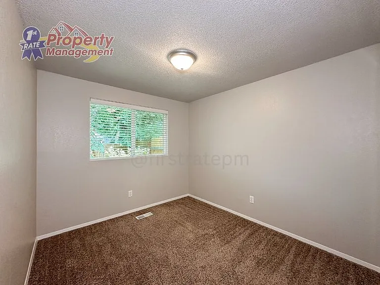 3484 N 36th St — Photo 17