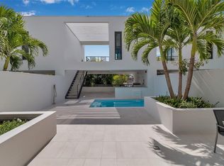 1542 4th St Unit 210, Sarasota, FL 34236