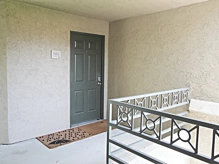 7575 Charmant Dr #1012 — Photo 15