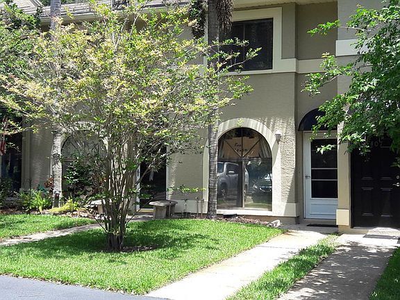 2nd image of 3607 Whispering Oaks Ln