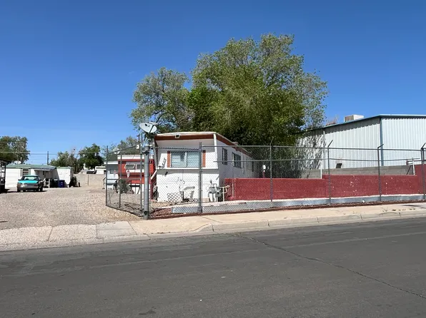 6809 Acoma Rd SE Trailer 1, Albuquerque, NM 87108