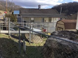 275 Duncan Rd, Oak Hill, WV 25901