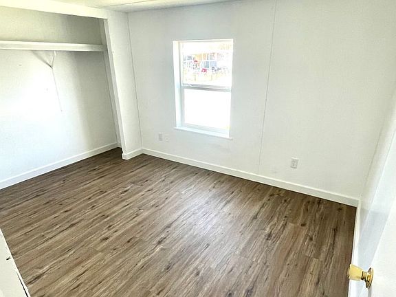 5th image of 765 N Eve Dr
