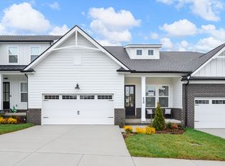 313 Buckwood Ln W, Thompsons Station, TN 37179