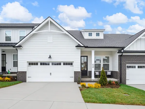 450 Buckwood Ave W, Thompsons Station, TN 37179