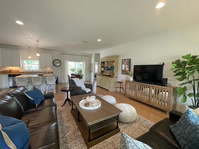 421 Sargo Rd — Photo 3