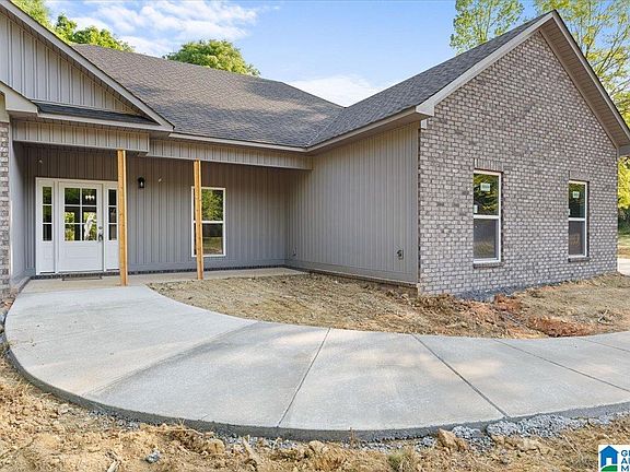 5th image of 62 Riverview Dr