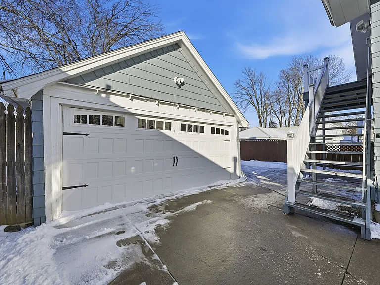 56 Klaum Ave — Photo 36