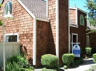 2750 Lakeview Dr, Santa Rosa, CA 95405