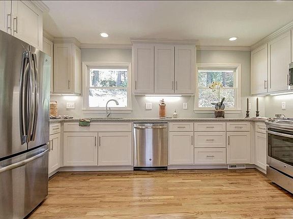 kitchen - looking from dining room