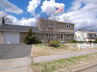 68 Avondale St, Out Of Area, NY --