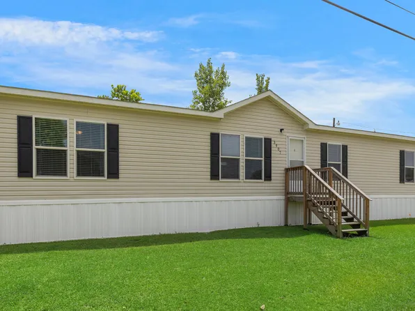 3907 Robichaux Rd, New Iberia, LA 70560