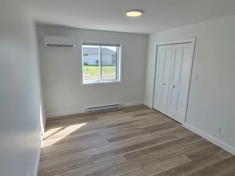 128 Hastings Dr #A — Photo 4