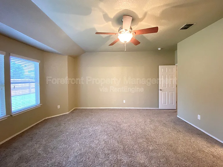 12647 Point Smt — Photo 35