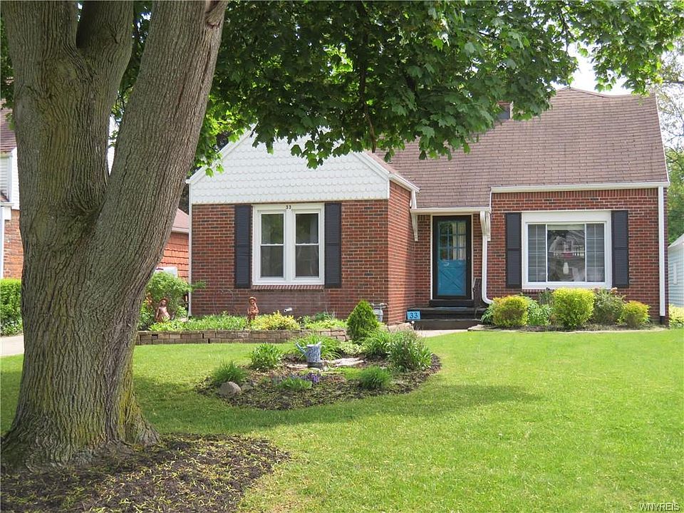 1st image of 33 Woodcrest Blvd