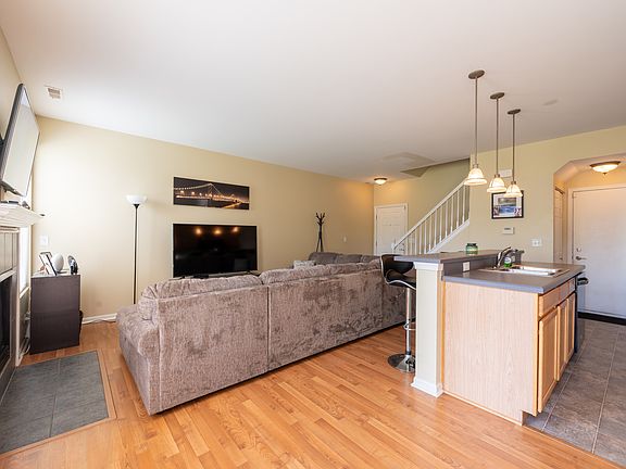 4th image of 6762 Slate Dr