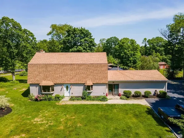 843 Farmers Mills Road, Carmel, NY 10512